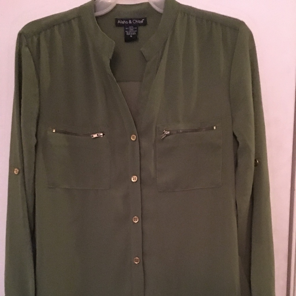 Alisha & Chloe - Olive Green- Womens button down dress/shirt- size M-